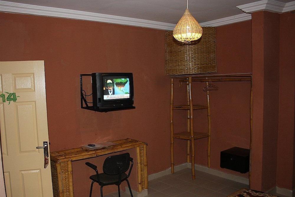 סרקונדה Bamboo Garden Hotel מראה חיצוני תמונה